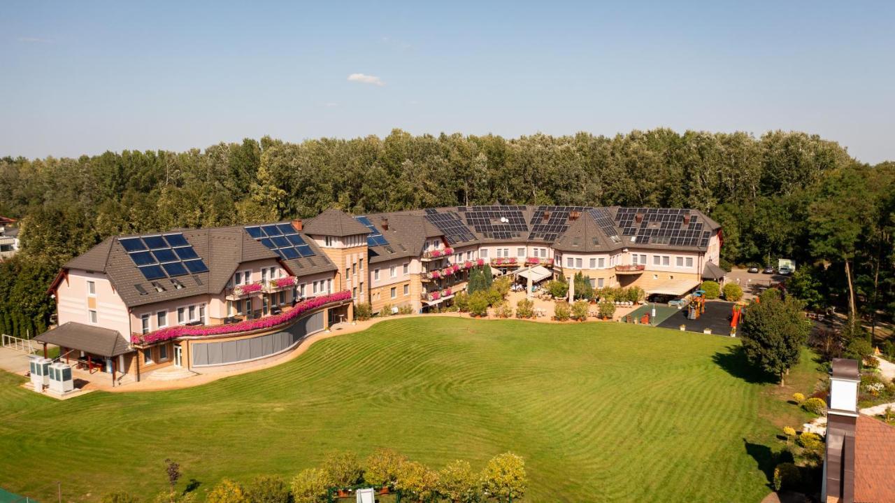 Granada Conference, Wellness And Sport Hotel Kecskemét Kültér fotó